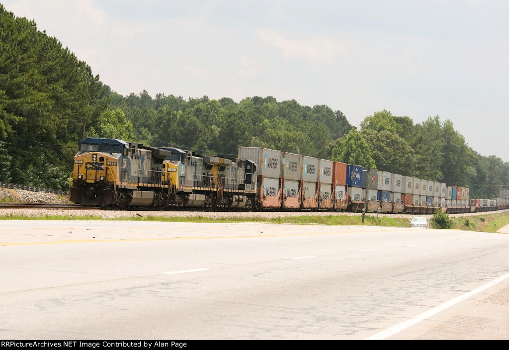CSX AC44CW trio 289, 5, and 134 wait for green